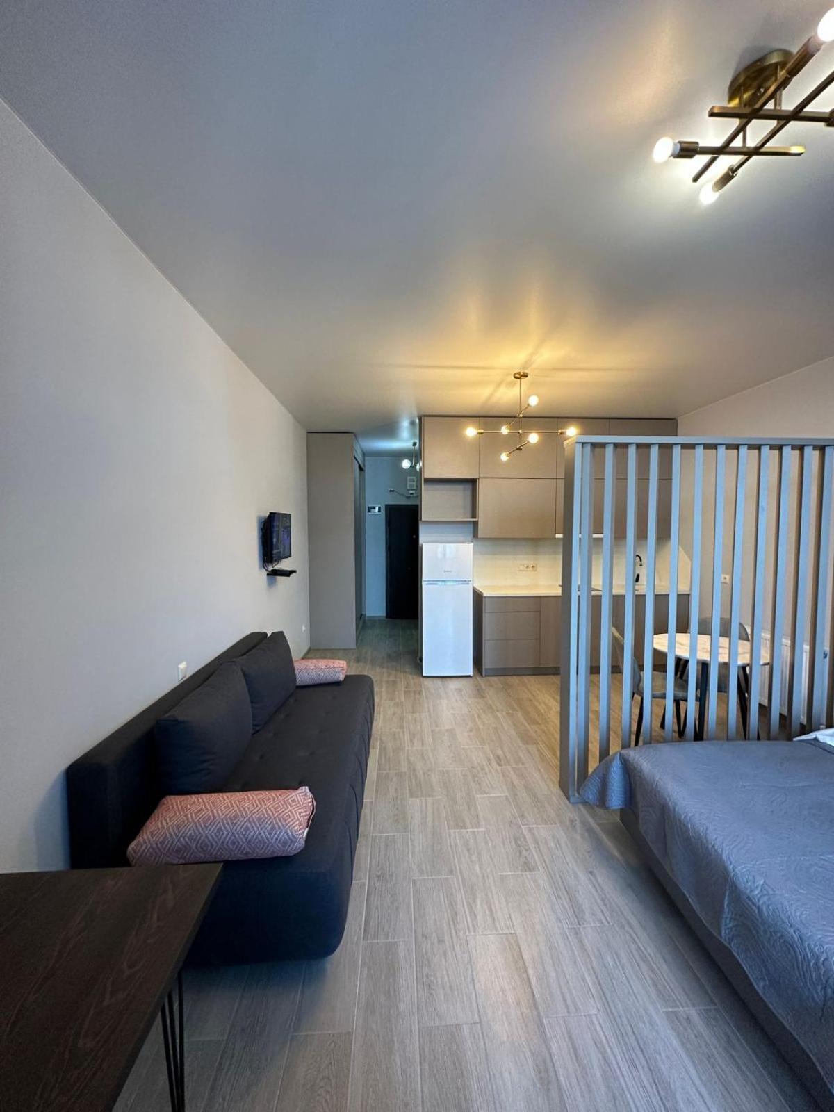 Pirosmani Mini Hotel Batoemi Buitenkant foto