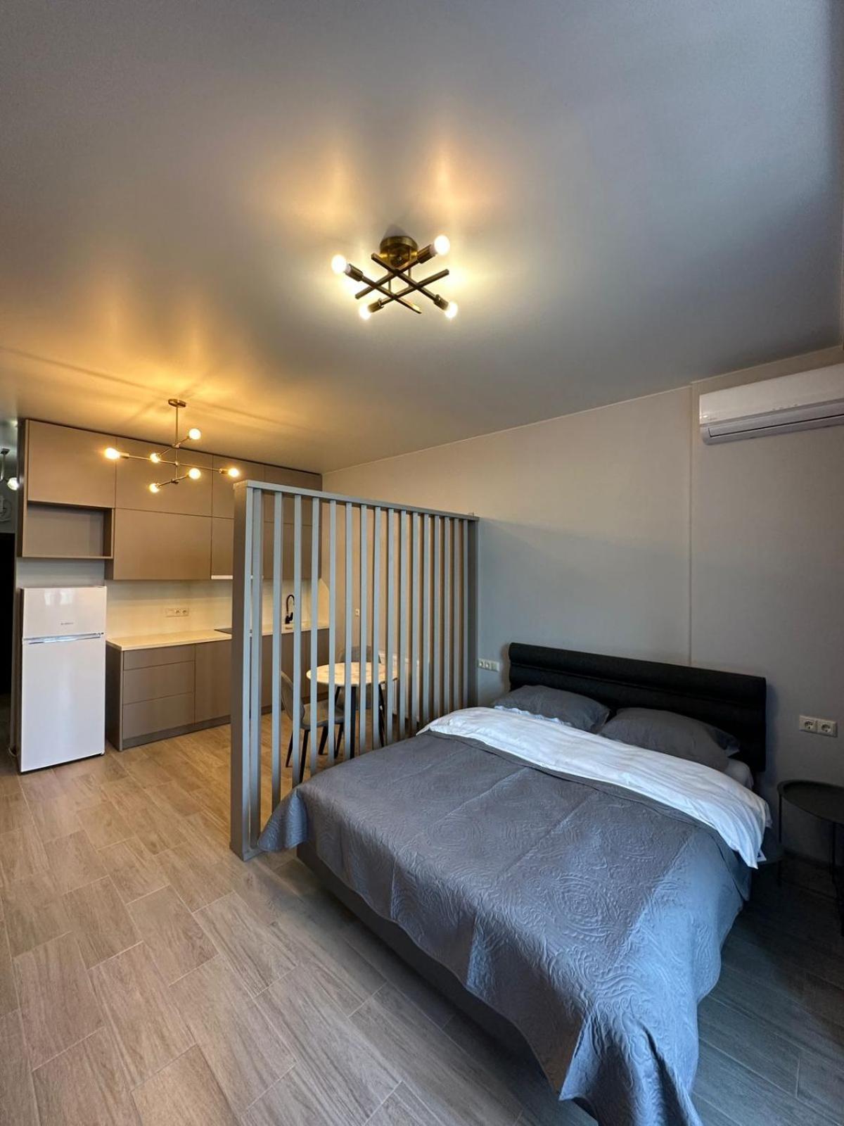 Pirosmani Mini Hotel Batoemi Buitenkant foto